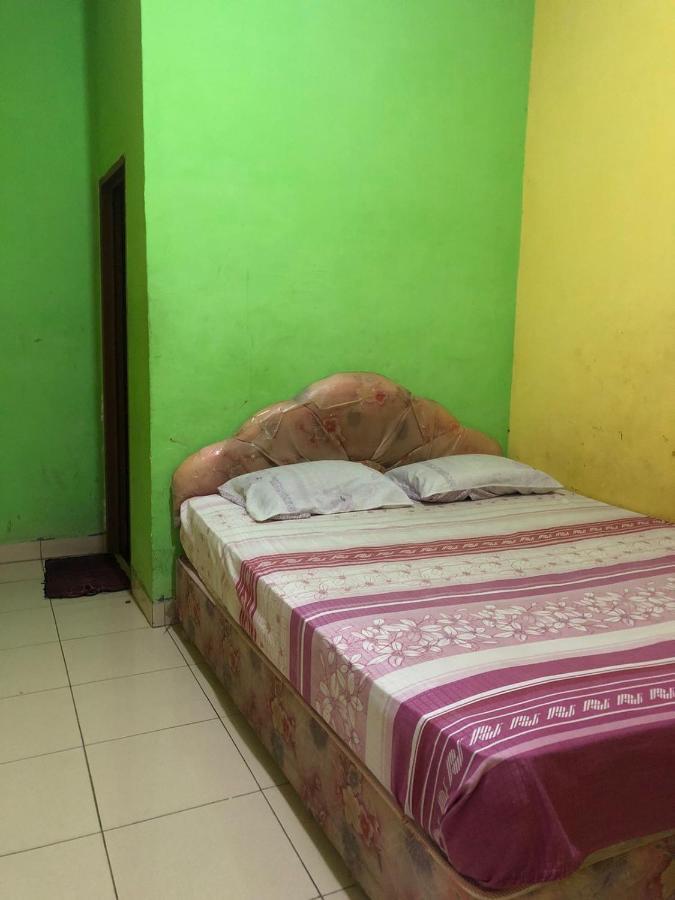 Hotel Arjuna Baturaja  Bagian luar foto